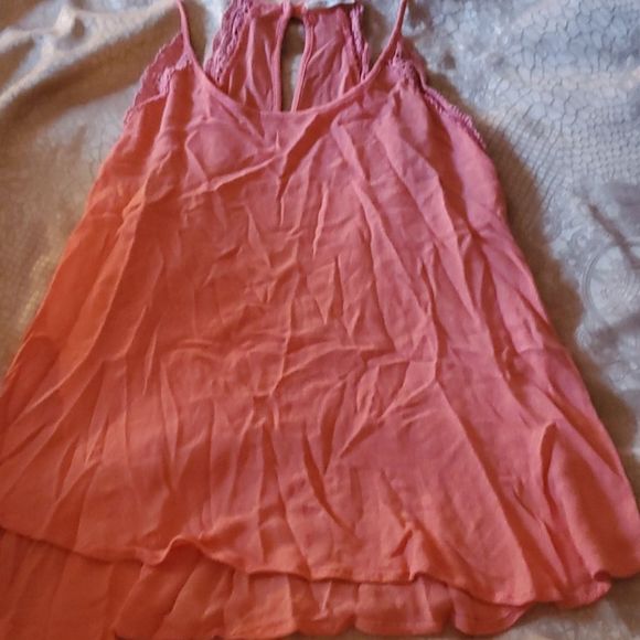 🛍3/$12 Soprono Peach colored Cami Tank - Picture 1 of 2